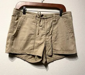 Abercrombie & Fitch women’s carton color short thumbnail 1