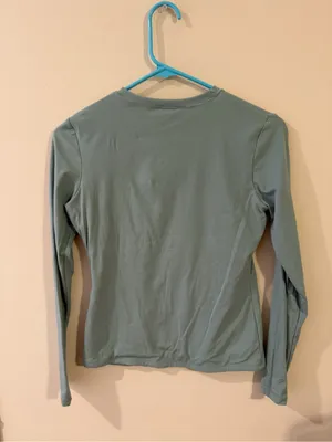 Women's Long Sleeve Crewneck Top in Sage Green thumbnail 4