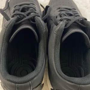 Nike Air Force 1 Women Black Low Back Sneakers.Size-7. thumbnail 8