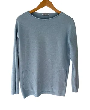 House of Tweed Baby Blue Sweater One Size Button Back Pockets Scotland thumbnail 1