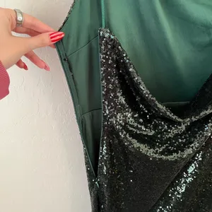 Showpo. Started Singing Emerald Sequin One Shoulder Backless Dress Gown 6 NEW thumbnail 6