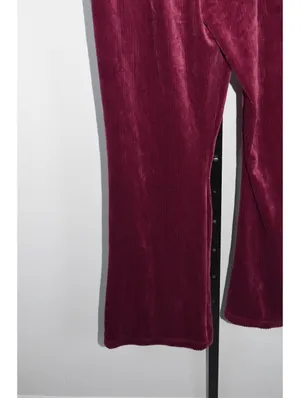Time and Tru Velour Pants SZ M Burgundy Ribbed Velvet Flare Leg Loungewear thumbnail 6