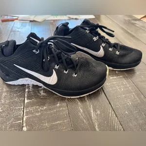 NIKE Metcon DSK Flyknit 2 Women US 8 Black White‎ Running Shoes thumbnail 2