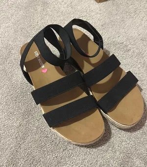 Steve Madden Sandals thumbnail 1