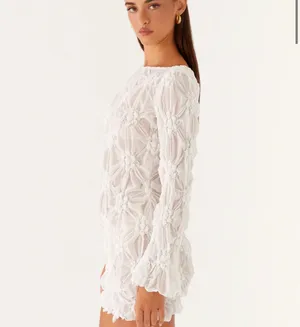 White dress  thumbnail 2