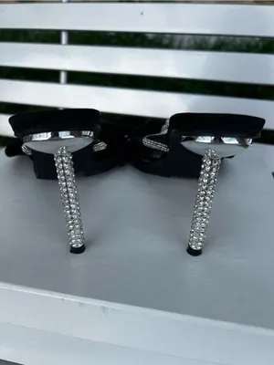 Azalea Wang Black Bow Crystal thumbnail 3
