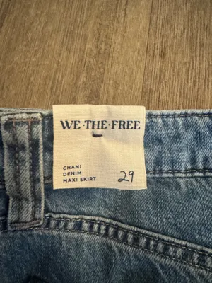 NEW Free People We The Free Chani Denim Maxi Skirt Buttons Front Slit NWOT - 29 thumbnail 4