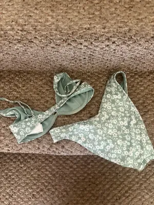 Hollister Bathing Suit Set thumbnail 2