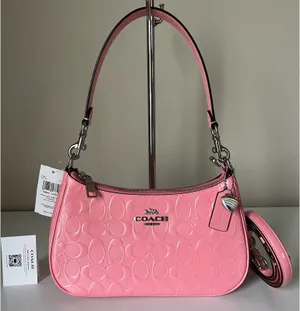 Coach Teri Shoulder Bag In Signature Leather With Heart Charm thumbnail 1