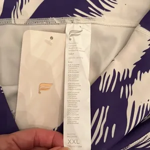 NWT fabletics leggings! Super soft and cute! thumbnail 10