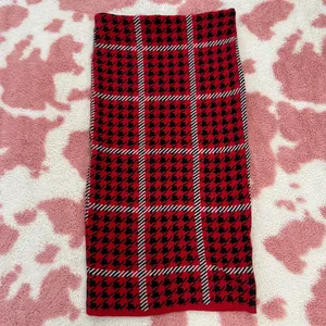 🔥 Y2K Red Houndstooth Plaid Knit Tube Mini Dress / Mini Skirt 🔥 Strapless Bodycon Coquette McBling Holiday Baddie thumbnail 4