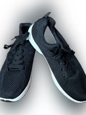 Black Athletic Shoes Size 10 thumbnail 1