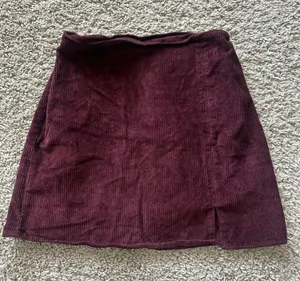 Dark red ribbed hollister skirt thumbnail 1