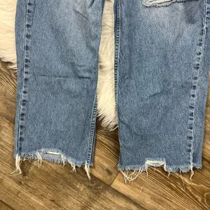 BDG High-Rise Baggy Ripped Jeans thumbnail 6