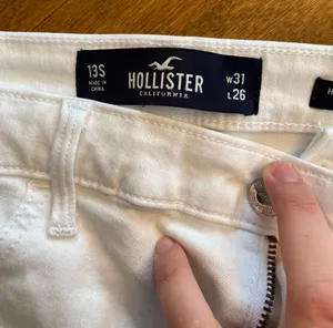 White Skinny Jeans thumbnail 3