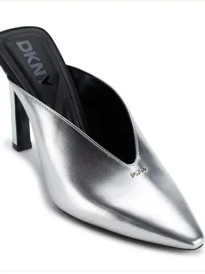 NEW $139 DKNY Cadena Mule 9 M, SILVER Slip on thumbnail 1