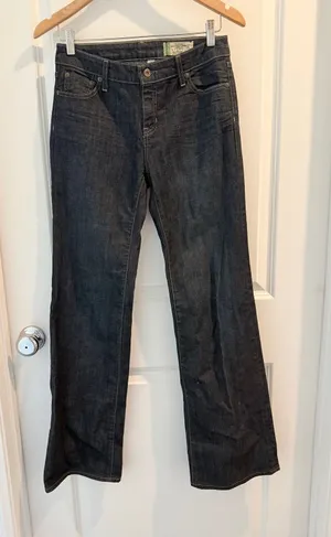 Vintage GAP Essential 2007 Dark Straight Leg Low rise Jeans Made in Canada thumbnail 1