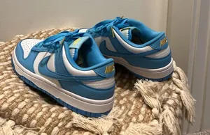 Nike Women’s Dunk Low thumbnail 2