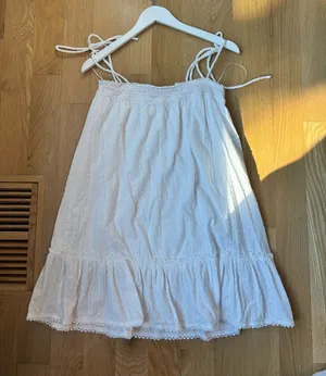Sportsgirl White Size 8 thumbnail 1