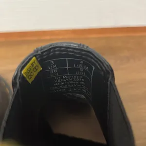 Dr Martens Vegan Felix Chelsea Doc Martens | Gently worn thumbnail 7