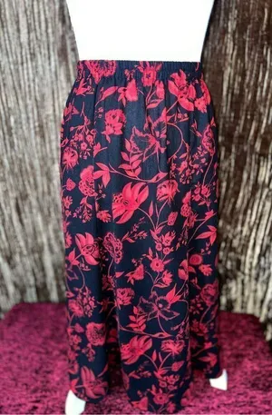 VTG Women’s Red Florals Black Midi Skirt 16W thumbnail 1