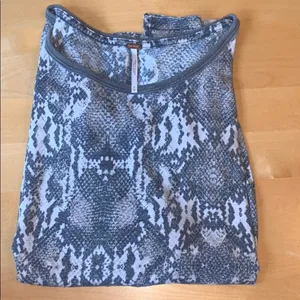 Free People NWT  Tourist Tee Snake thumbnail 4