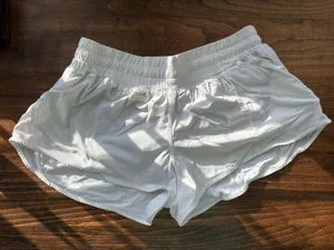 White Lululemon Hotty Hot 2.5" thumbnail 1