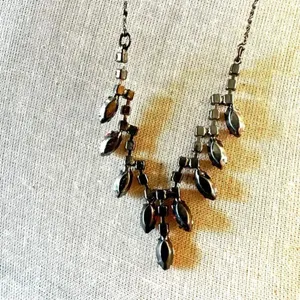Avon Red /orange beaded Necklace thumbnail 7