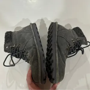 BearPaw Marie Suede Knit Gray Lace‎ Up Winter Ankle Boots Size 7 thumbnail 2