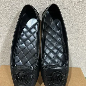 Michael Kors Women’s Black Lillie Ballet Flats thumbnail 10