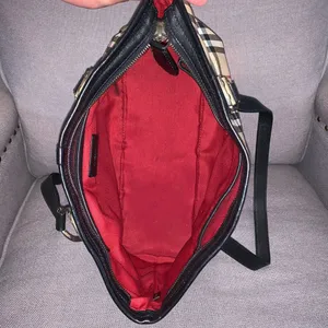 Burberry Tote thumbnail 6
