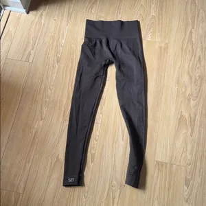 SET Active High-Waist Leggings thumbnail 3