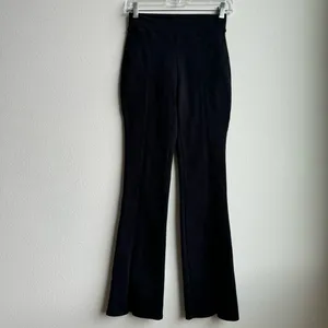 Alo Yoga High-Waist Flutter Flare Leggings Black Size Small thumbnail 2