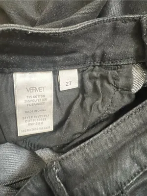High-Rise Black Skinny Jeans with Button-Up Flyw thumbnail 9