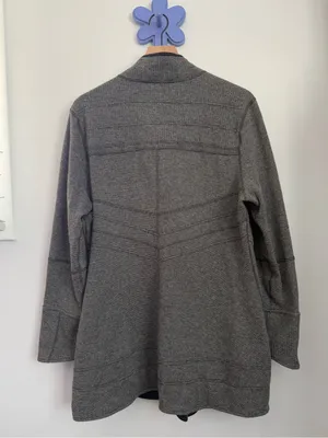 Title Nine Women’s XL Grey Full Zip Up Long Shacket Wool Outdoor Hike Winter thumbnail 4