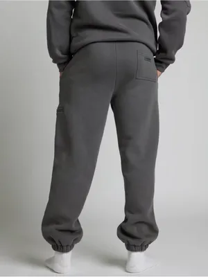 Comfrt NWOT Airplane Mode Travel Sweatpants Steel Grey Size S Unisex thumbnail 2