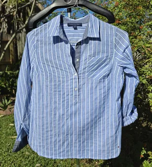 Tommy Hilfiger blue striped Partial button blouse Top M thumbnail 1