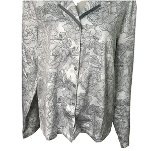 Nordstrom Rack Women's Gray/White Floral Satin Button Up Sleep Shirt M NWOT thumbnail 3