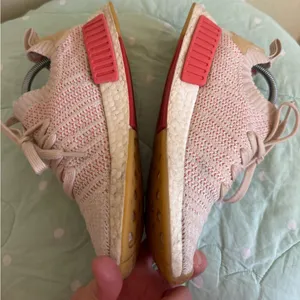 Adidas NMD_R1 STLT Primeknit 'Linen' CQ2030 Women’s Size 6.5 thumbnail 4