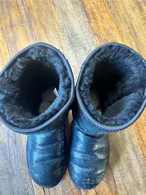 Women's UGG Australia Classic Short Cosmos Black Sequin Boots Size thumbnail 5