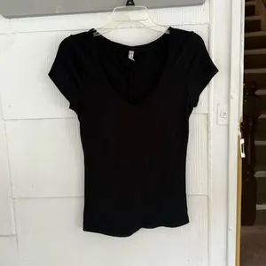 Free People Intimately Black Rib Knit V-neck Tee thumbnail 2