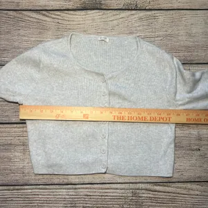 John Galt Brandy Melville‎ Gray Button Front Cropped Cardigan Sweater Womens S thumbnail 8