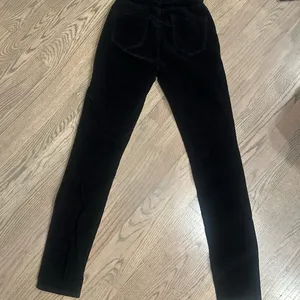 Blank NYC Women's maternity full‎ panel Black Skinny corduroy Jeans size 27 thumbnail 2
