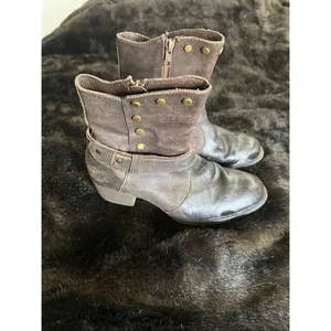 Born Womens 8Leather Grommet Studded Ankle Boots Booties thumbnail 2