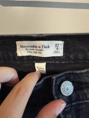 Abercrombie Curve Love Ultra High Rise Black Distressed Ankle Straight Jeans 27 thumbnail 3