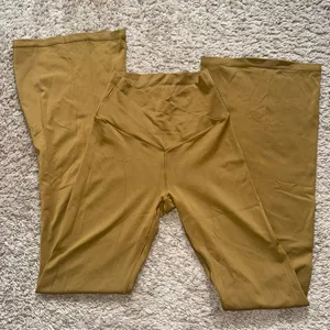 Flare Leggings thumbnail 1