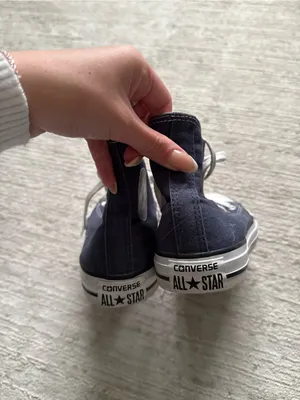 Classic Navy High-Top Canvas Sneakers with White Accents (Size 7.5) thumbnail 5