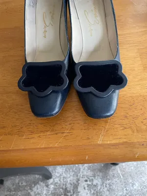 Vintage Blue pumps design by Evins thumbnail 2