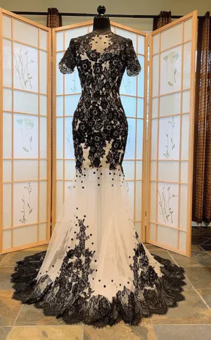 Gorgeous Dress Size XS thumbnail 1