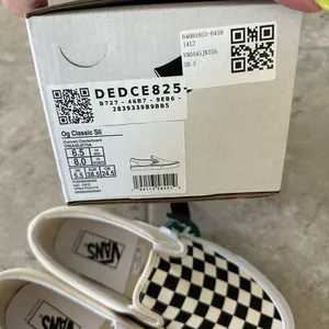 Vault vans classic slip on sail checkerboard thumbnail 7
